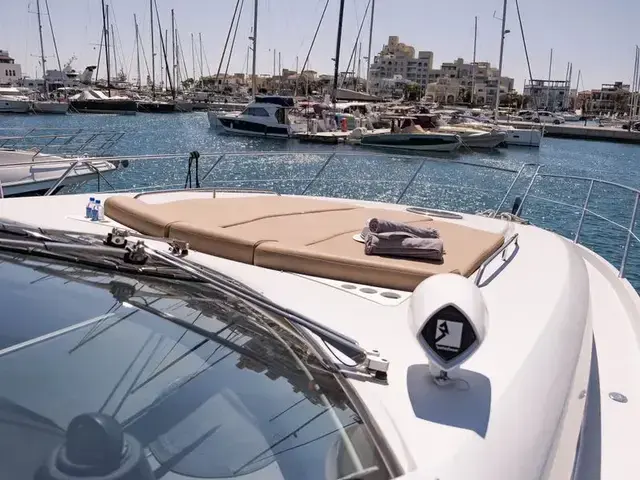 Sunseeker Predator 64