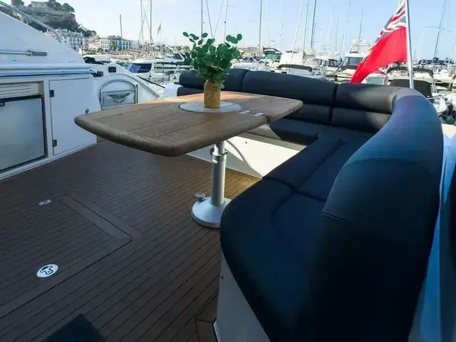 Sunseeker Predator 62