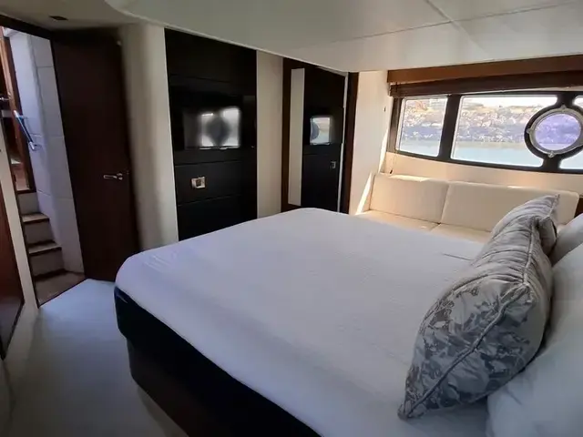 Sunseeker Manhattan 53