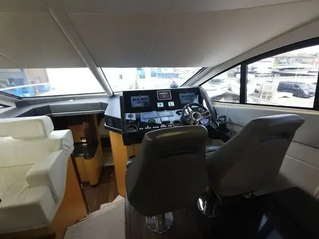 Sunseeker Manhattan 55