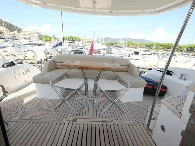 Sunseeker Manhattan 55