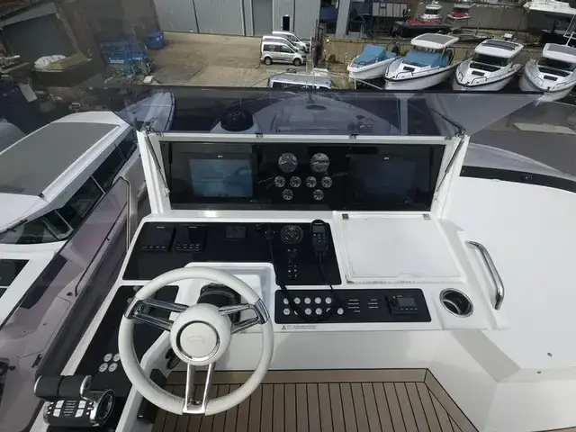 Sunseeker Manhattan 55