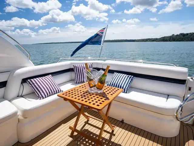 Sunseeker Predator 56