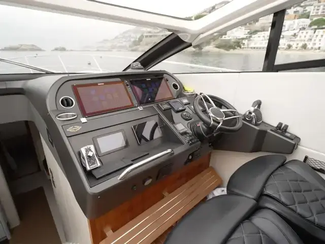 Sunseeker Predator 57