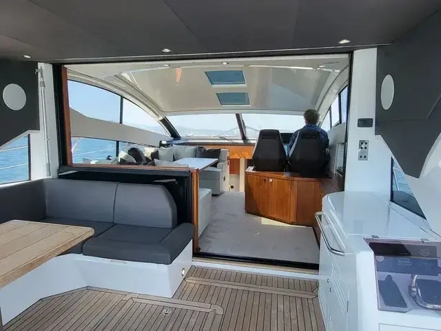 Sunseeker Predator 57