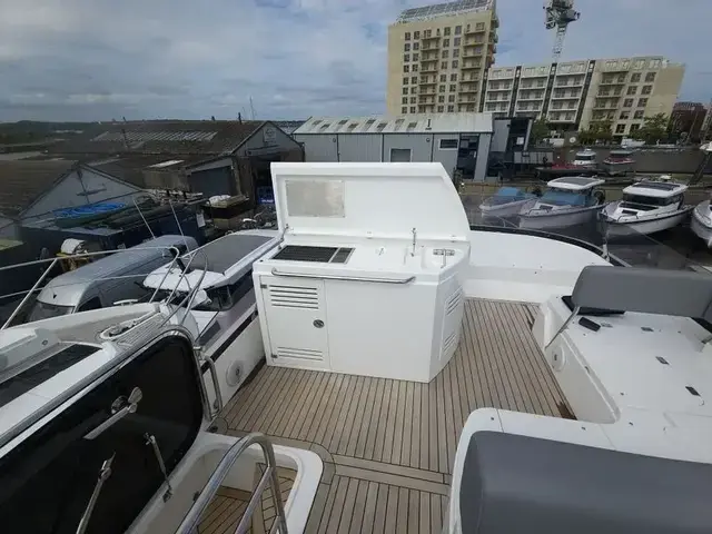 Sunseeker Manhattan 55