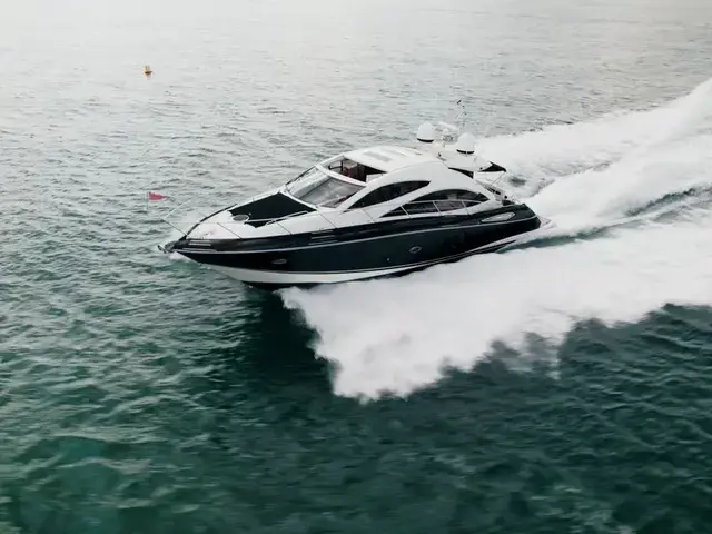 Sunseeker Predator 52