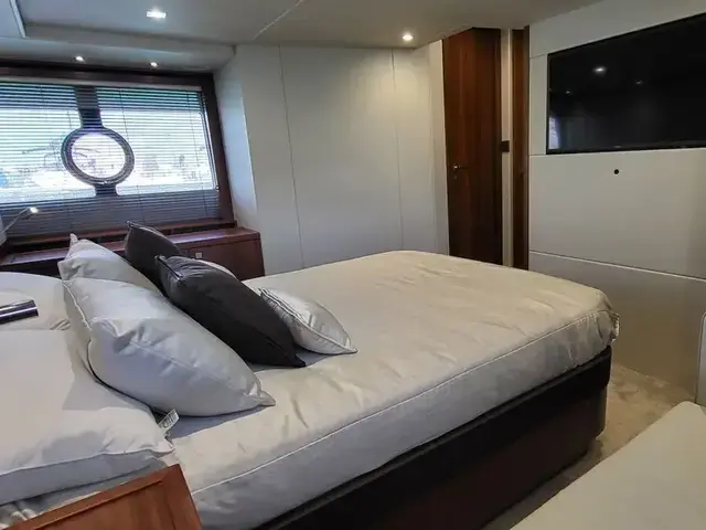 Sunseeker Predator 57