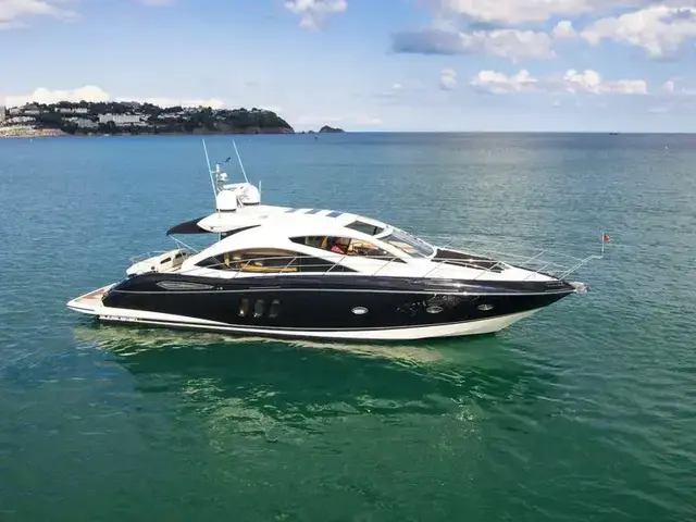 Sunseeker Predator 52