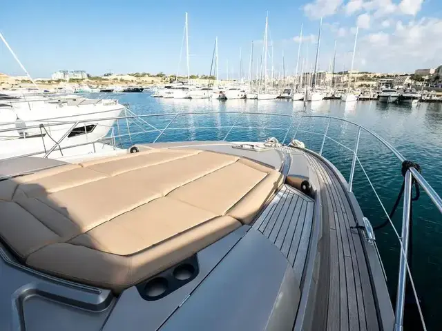 Sunseeker Predator 57