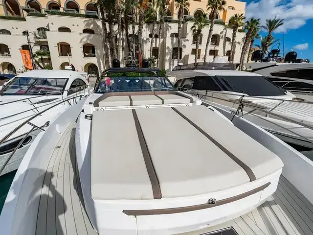 Sunseeker Superhawk 55