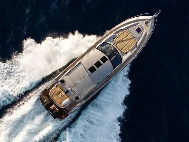 Sunseeker Predator 57