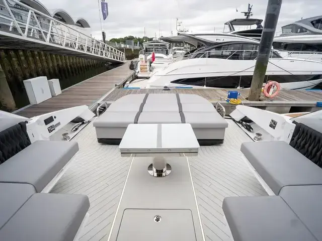 Sunseeker Superhawk 55