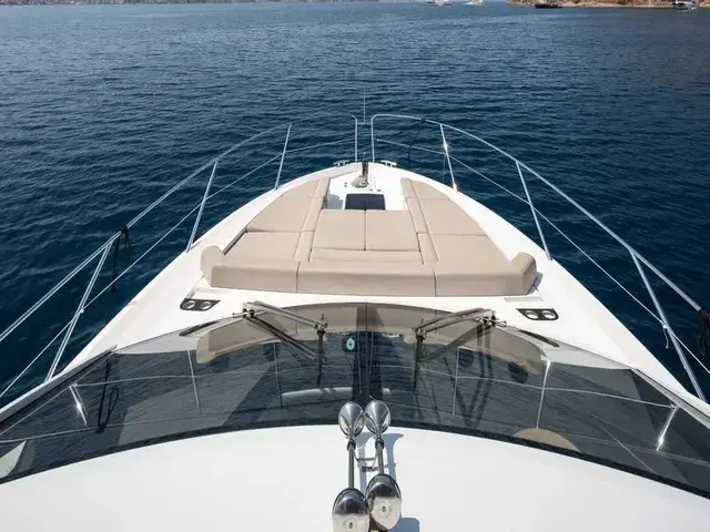 Sunseeker Manhattan 52