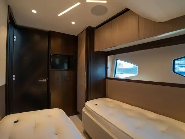 Sunseeker Manhattan 55