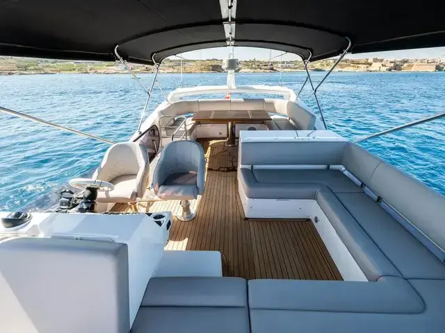 Sunseeker Manhattan 52