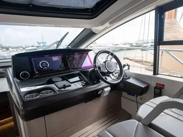 Sunseeker Predator 55 Evo