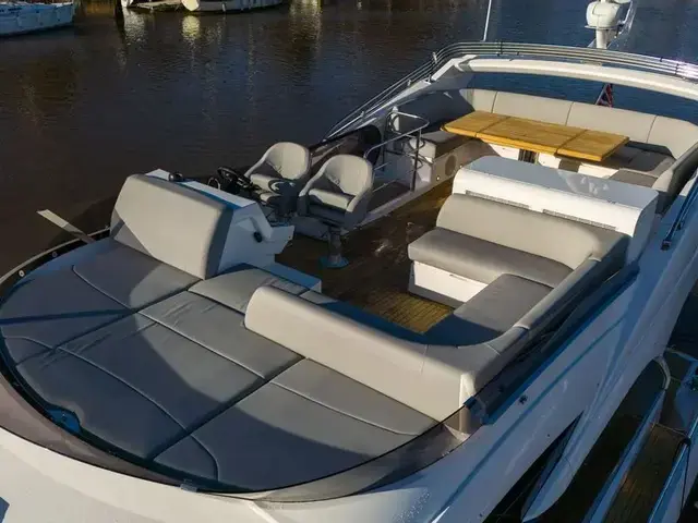 Sunseeker Manhattan 55