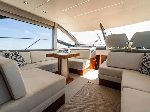 Sunseeker Manhattan 52