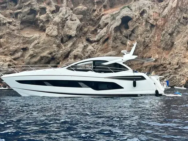 Sunseeker Predator 55 Evo