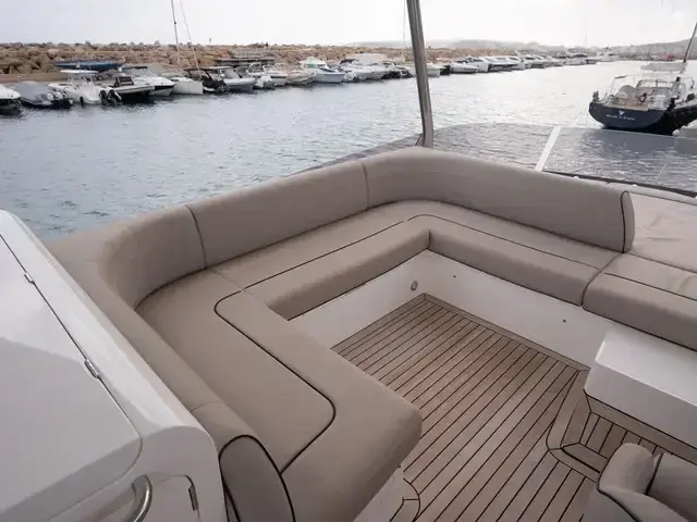 Sunseeker Manhattan 55