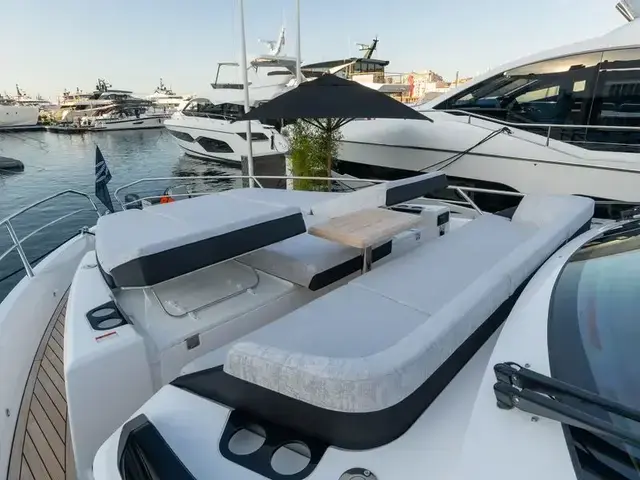 Sunseeker Predator 55