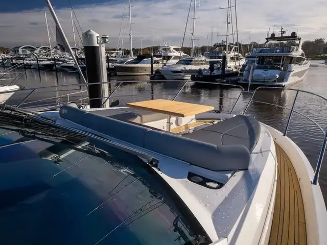 Sunseeker Manhattan 55