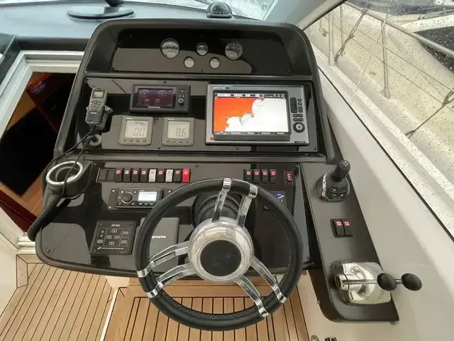 Sunseeker Portofino 48