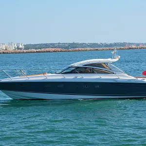 2006 Princess V48