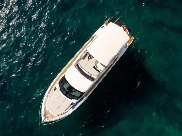 Ferretti Yachts 500