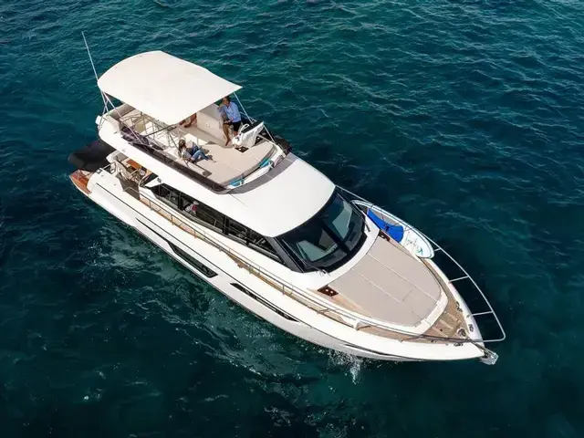 Ferretti Yachts 500