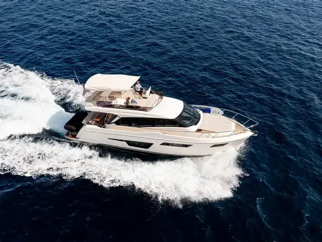 Ferretti Yachts 500