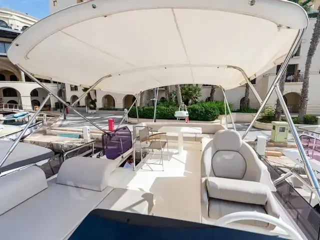 Ferretti Yachts 500