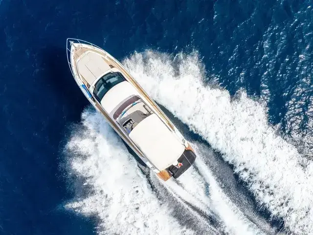 Ferretti Yachts 500