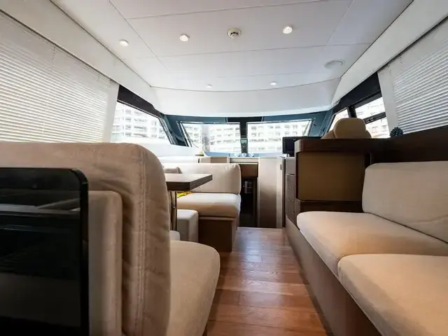 Ferretti Yachts 500