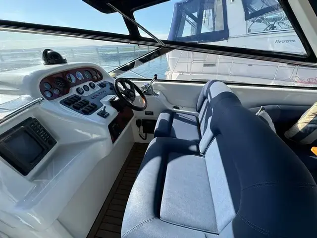 Sunseeker Mustique 42