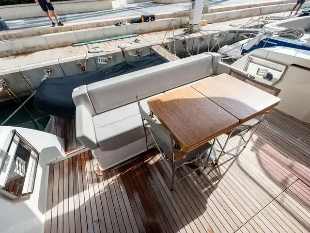 Ferretti Yachts 500