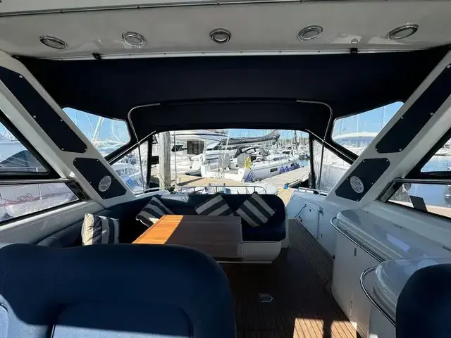 Sunseeker Mustique 42