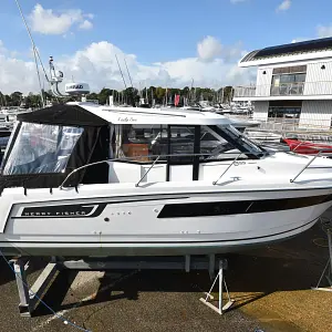 2016 Jeanneau Merry Fisher 855