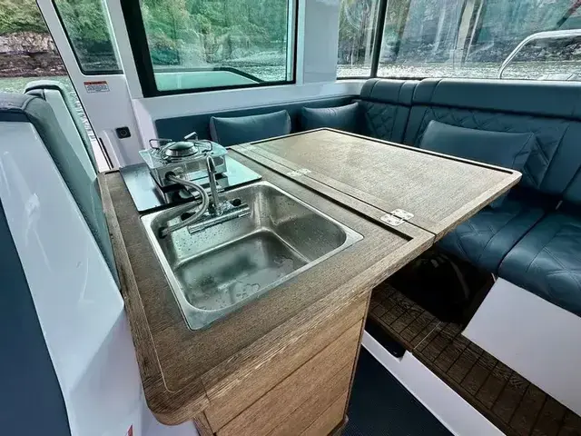 Axopar 37XC CROSS CABIN