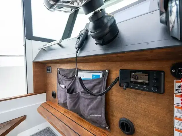 Axopar 28 Cabin