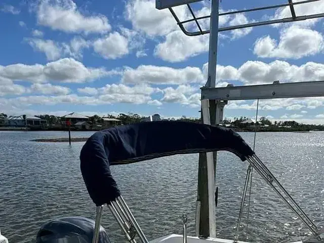 Boston Whaler Dauntless 17