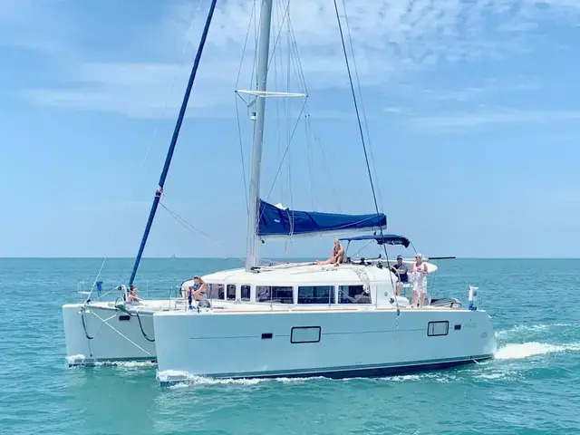 Lagoon 400