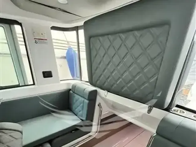 Axopar 37 XC CROSS CABIN