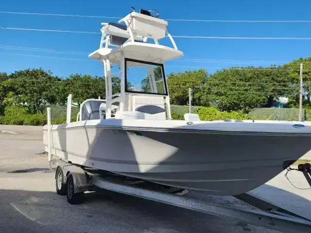 Robalo 246 Cayman SD