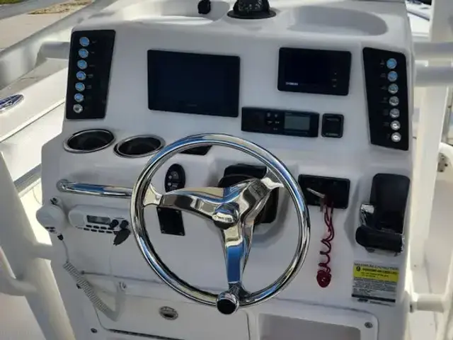 Robalo 246 Cayman SD