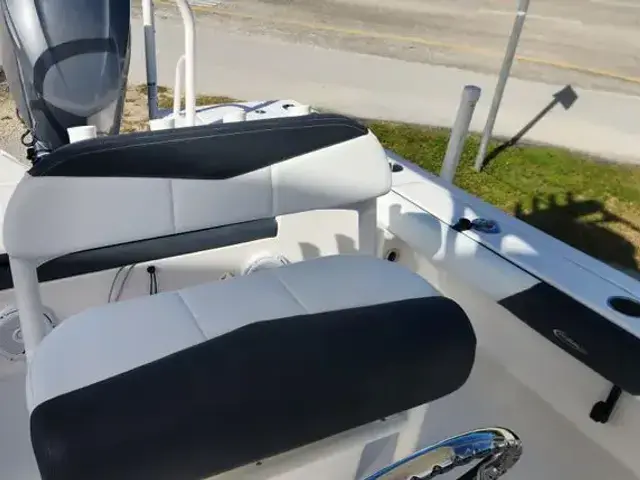 Robalo 246 Cayman SD