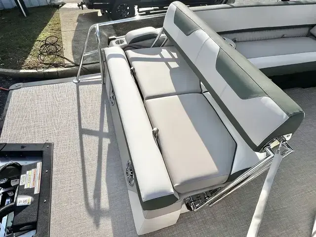 Avalon Catalina 23' Cruise Rear Bench - Triple Toon - IN STOCK