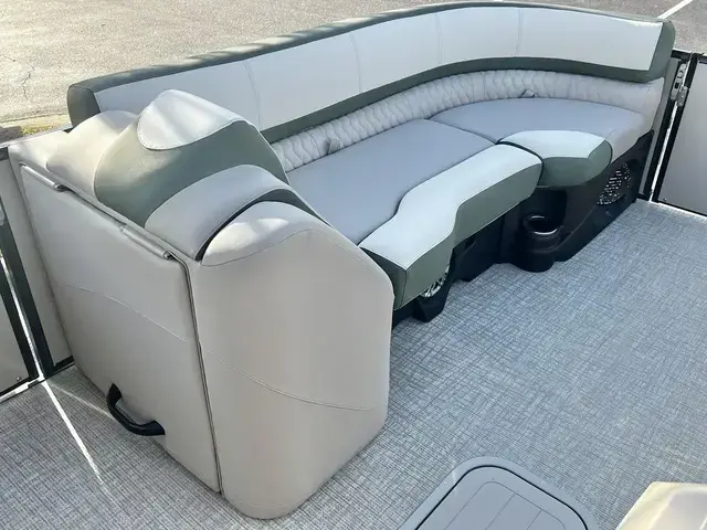 Avalon Catalina 23' Cruise Rear Bench - Triple Toon - IN STOCK