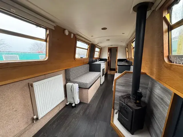 XR & D Boat Builders Narrowboat